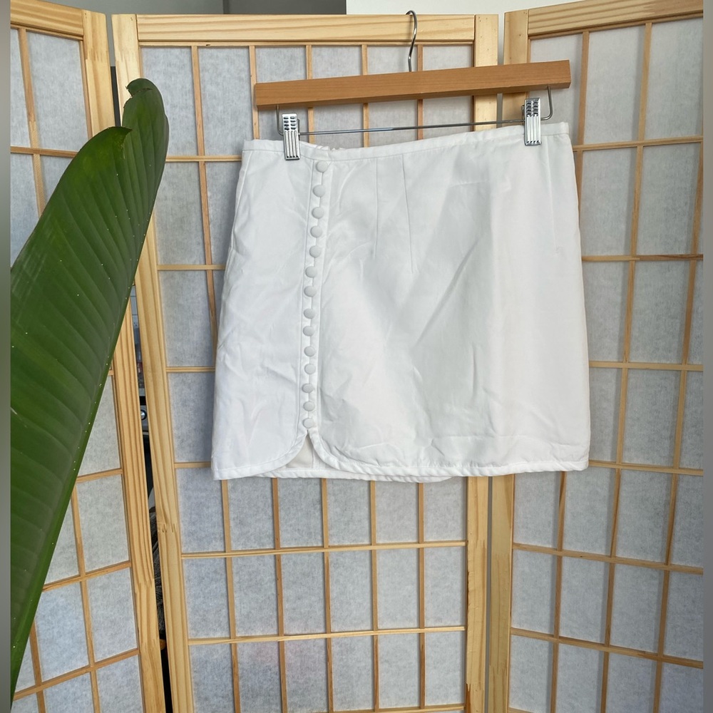 Zara White Mini Skirt with Side Buttons